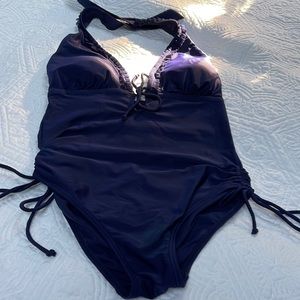 Robby len ladies navy swim suit. Size 10 cute- tie details. Tie halter top
